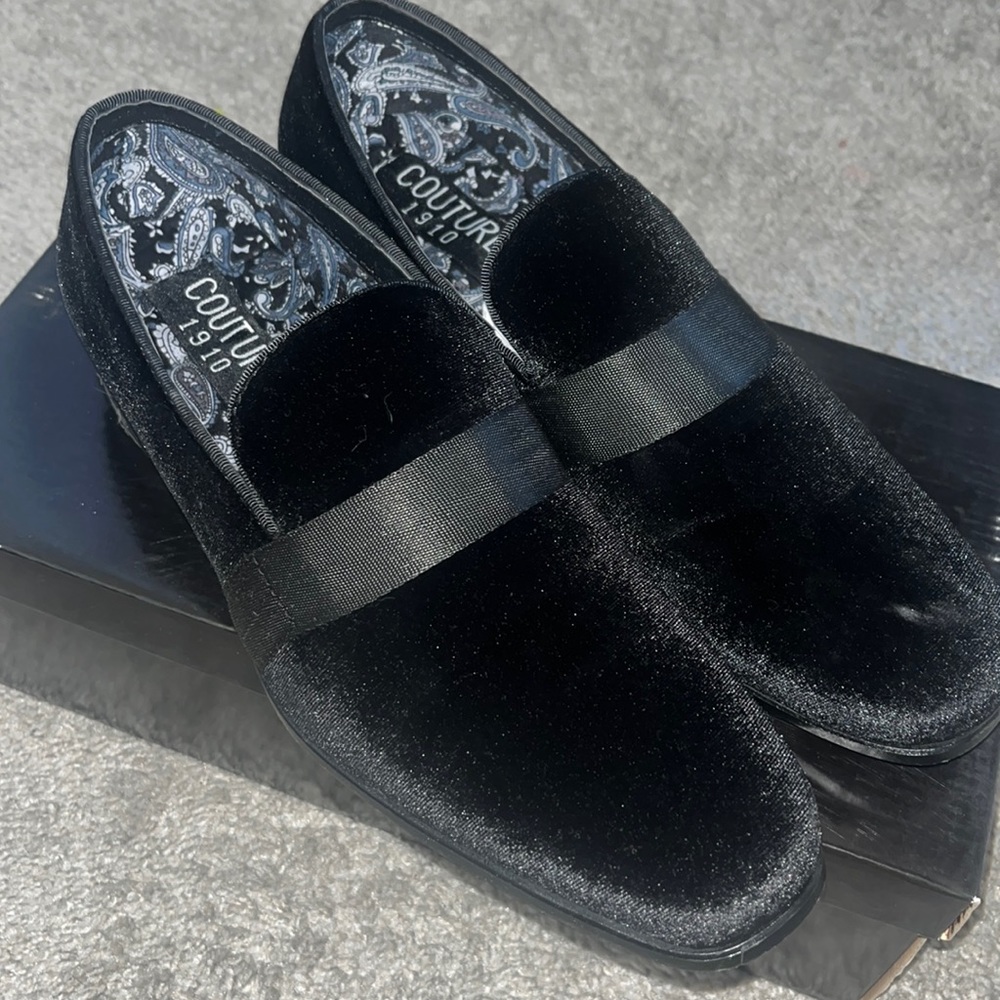 Men’s dress shoes